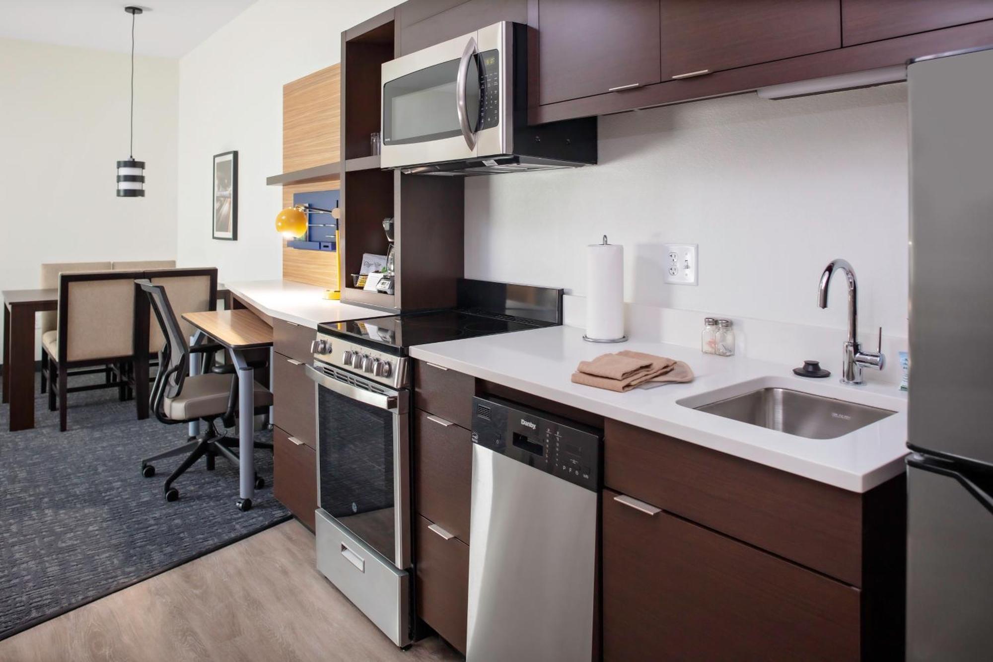 Towneplace Suites By Marriott Orlando Airport מראה חיצוני תמונה