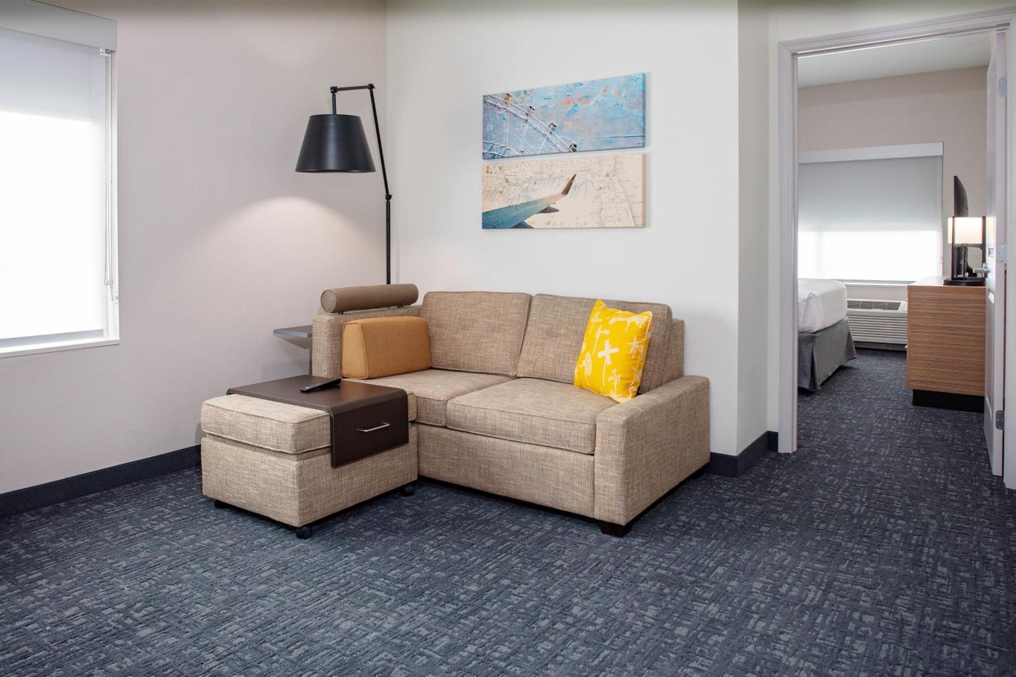 Towneplace Suites By Marriott Orlando Airport מראה חיצוני תמונה